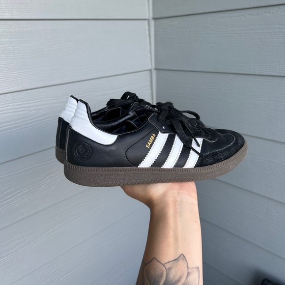 SOLD | Adidas Samba - Picture 2 of 6